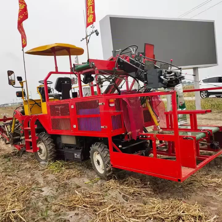 Factory Outlet Mini Tractor Mounted Garlic Sweet Garlic Harvester The Garlic Combine Harvester Can Complete Garlic Excavation, Cleaning, Garlic Stalk Cutting, Bagging